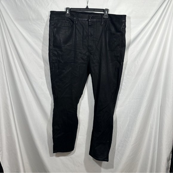 NEW $185 GOOD AMERICAN [‎ PLUS 24 ] Good Legs Coated Skinny Jeans in Black - Picture 3 of 16